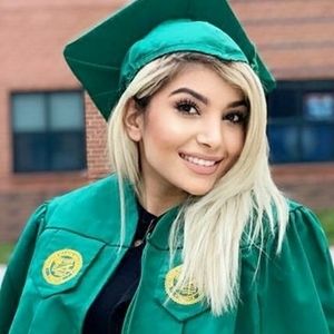 Meet your Posher, Paris